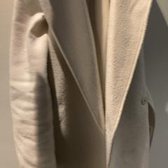 Jaqueta jas, segons ha informat Van der Valk Hotel Heerlen mitjançant iLost