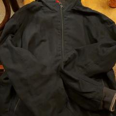 Jacket Donkerblauw, as reported by Café Leentje using iLost