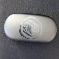 İLost kullanarak Arriva Limburg Zuid tarafından bildirildiği gibi Airpod'lar durumda