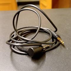 Kábel, ako bolo nahlásené Universiteit Gent - Faculteitsbibliotheek LW pomocou iLost