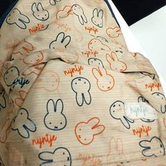 Rugzakje Beige, som rapportert av Centraal magazijn ved bruk av iLost