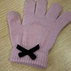 Guante para niños Roze, ha sido reportado por Gemeente Nijkerk con iLost