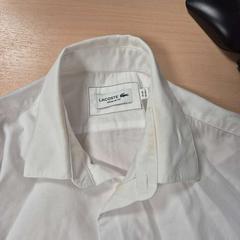 Blusa witte blouse lacoste, gisa salatu by DoubleTree by Hilton Rotterdam Centre iLost erabiliz
