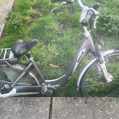 Electrische fiets met sleutel en oplader, como reportado ao iLost