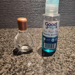 Parfum & douchegel, como reportado por Van der Valk Hotel Wolvega Heerenveen utilizando o iLost