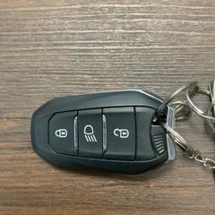 Car key, as reported by Movie Park Germany using iLost