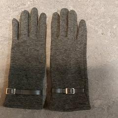 Kleidung - Handschoenen, gemeldet von Regio Oost-Vlaanderen über iLost