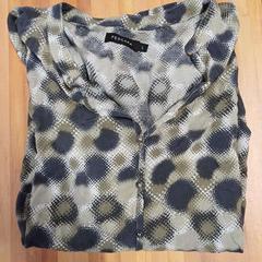 블라우스, iLost를 사용하여 Bolognalaan 101에 보고됨