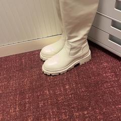 Bota, jak nahlášeno ibis Styles Rotterdam Ahoy pomocí iLost