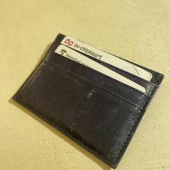 Portemonnee gevonden (omgeving Waterlooplein), segons s'ha informat a iLost