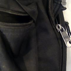 Bag zwart, as reported by Walibi Holland using iLost