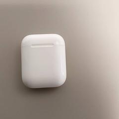 المنتجات الإلكترونية - Etui draadloze oortjes، كما تم الإبلاغ عنه بواسطة Centraal magazijn عبر iLost