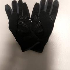 Eskularruak, gisa salatu by Regio West-Vlaanderen iLost erabiliz