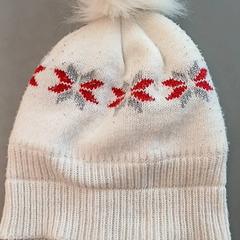 Beanie, som rapportert av IKEA Nantes ved bruk av iLost