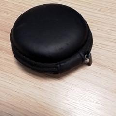 Porte-écouteurs Zwart, a été signalé par Qbuzz Fryslân utilisant iLost