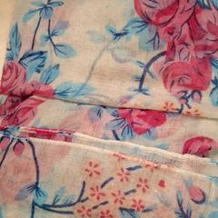 Écharpe echar, a été signalé par IKEA Grenoble utilisant iLost