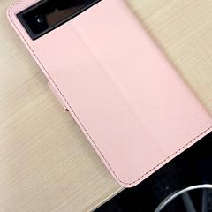 Smartphone Etui rose, come riportato da IKEA Toulon utilizzando iLost