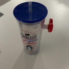 Fľaša na vodu, ako bolo nahlásené Silver Sands Beach pomocou iLost