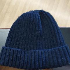 Chapeau, a été signalé par IKEA Brno utilisant iLost