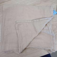 Tetra Beige, como reportado por IKEA Liège utilizando o iLost