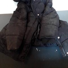 Txamarra Zwart Primark, gisa salatu by Qbuzz servicepunt  Emmen iLost erabiliz