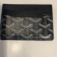 カードホルダー Mcarthur がiLostで Gemeente Amsterdam によって報告されました