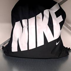 Saco de ginástica, como reportado por Keolis Lund utilizando o iLost