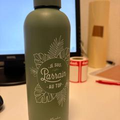 Botella, ha sido reportado por Ramada by Wyndham Amsterdam Airport Schiphol con iLost