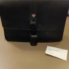 Toiletry Black/, som rapportert av MEININGER Hotel Brussels City Center ved bruk av iLost