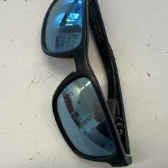 Sonnenbrille, gemeldet von Awakenings Festival über iLost