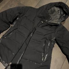 Jacket Black, as reported by MEININGER Hotel Amsterdam City West using iLost