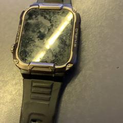 Inteligentné hodinky zwart, ako bolo nahlásené Eindhoven Airport pomocou iLost