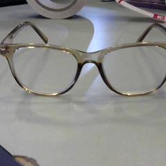 Lentes, segundo informou Walibi Holland usando iLost