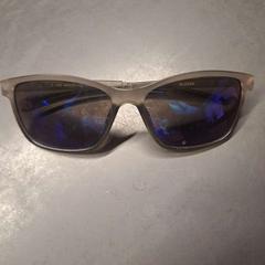 Sluneční brýle, jak nahlášeno IKEA Brno pomocí iLost