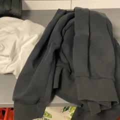 Sudadera & Camisa, ha sido reportado por MEININGER Hotel Copenhagen con iLost