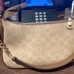 Väska Beige/bruin - 310126 BANK5, rapporterat av Ziggo Dome med iLost