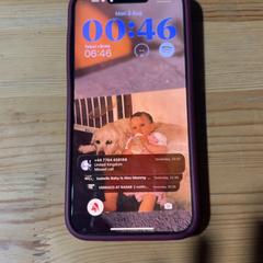 Iphone, como reportado por Dekmantel Festival utilizando o iLost