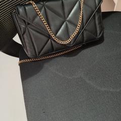 Tasje, rapporterat av allGo Almere med iLost