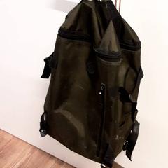 Plecak, zgłoszono przez Qbuzz ZHN przy użyciu iLost