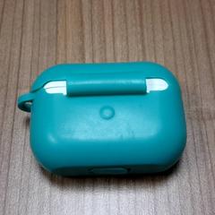 Estojo para auscultadores, como reportado por Connexxion Haarlem AML utilizando o iLost