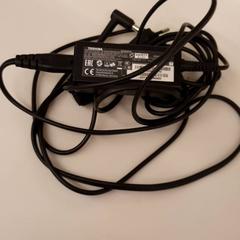 Adapter Zwart, rapporterat av HvA Amstelcampus med iLost