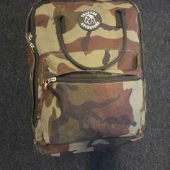 Mochila, ha sido reportado por Breng Arnhem con iLost