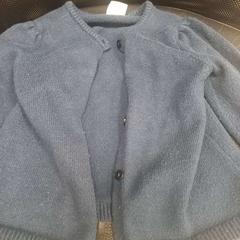 Casaco de criança azul cri, ha sido reportado por IKEA Braga con iLost