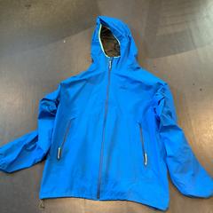 Jaqueta, segons ha informat Poppodium 013 mitjançant iLost