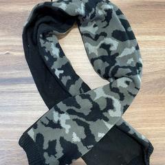 Écharpe A MOTIFS, jak nahlášeno CARS HANGARD pomocí iLost