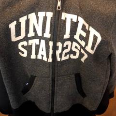 Kapucni, amint azt DierenPark Amersfoort az iLost segítségével jelentette.