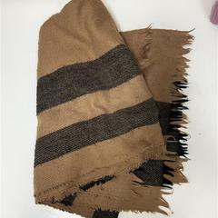 İLost kullanarak IKEA Praha – Černý Most tarafından bildirildiği gibi Šála/pléd