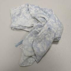 Kleding - sjaal, ako bolo nahlásené Regio West-Vlaanderen pomocou iLost