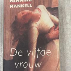 Könyv, amint azt Hotel van der Valk Maastricht az iLost segítségével jelentette.