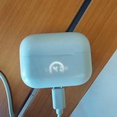 Funda per a auriculars, segons ha informat Blauwnet Zwolle mitjançant iLost